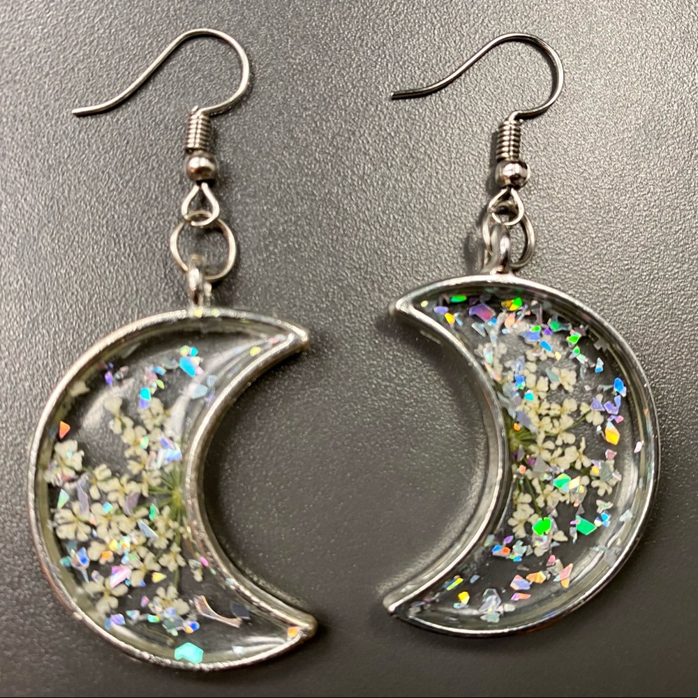 Moon earrings